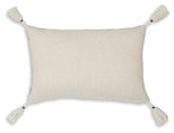 Winbury Traditional Blue Tan White Medallion Pillow Set of 4