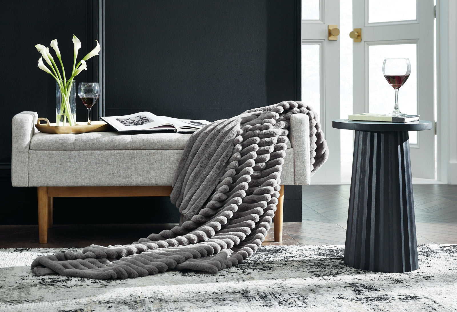 Alsonwell Gray Throw (Set of 3)