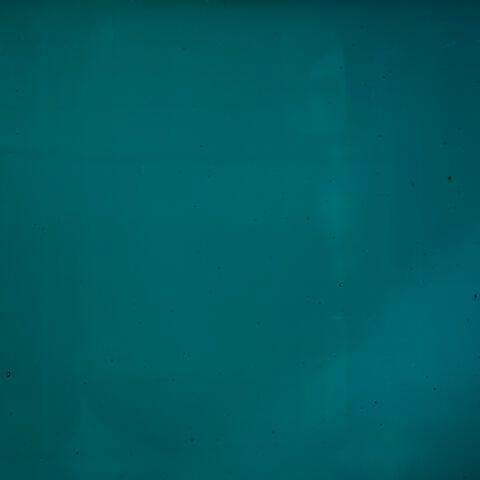 Inisland Teal Vase finish detail