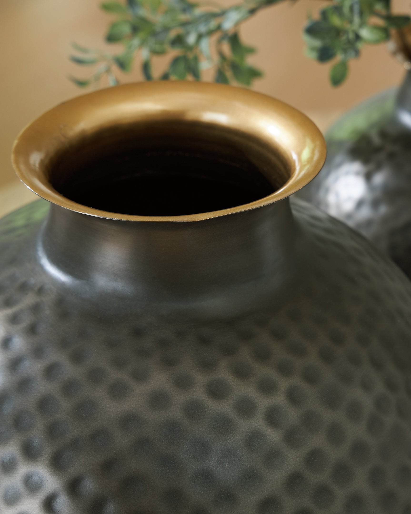 Woody Pewter/Gold Finish Vase