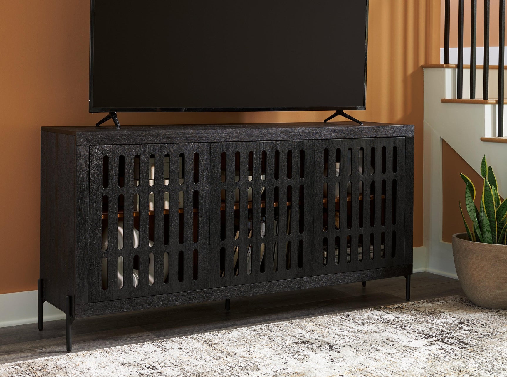 Vallisburg Black Natural Accent Cabinet