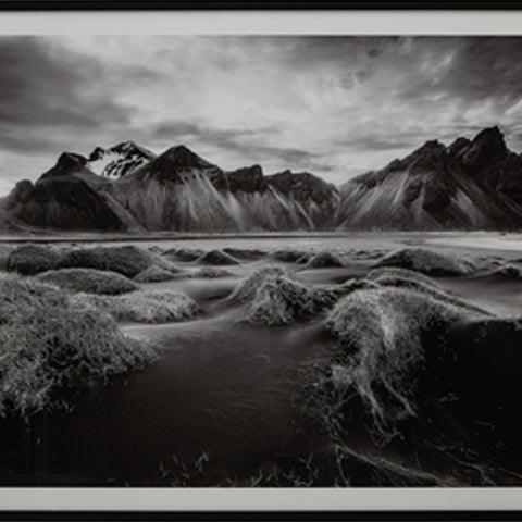 Delstone Black White Wall Art