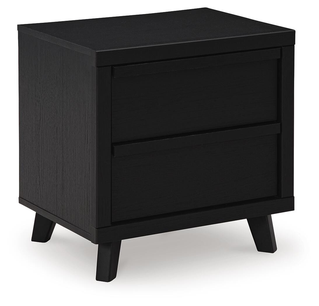 Danziar Black Panel Bedroom Set angled view