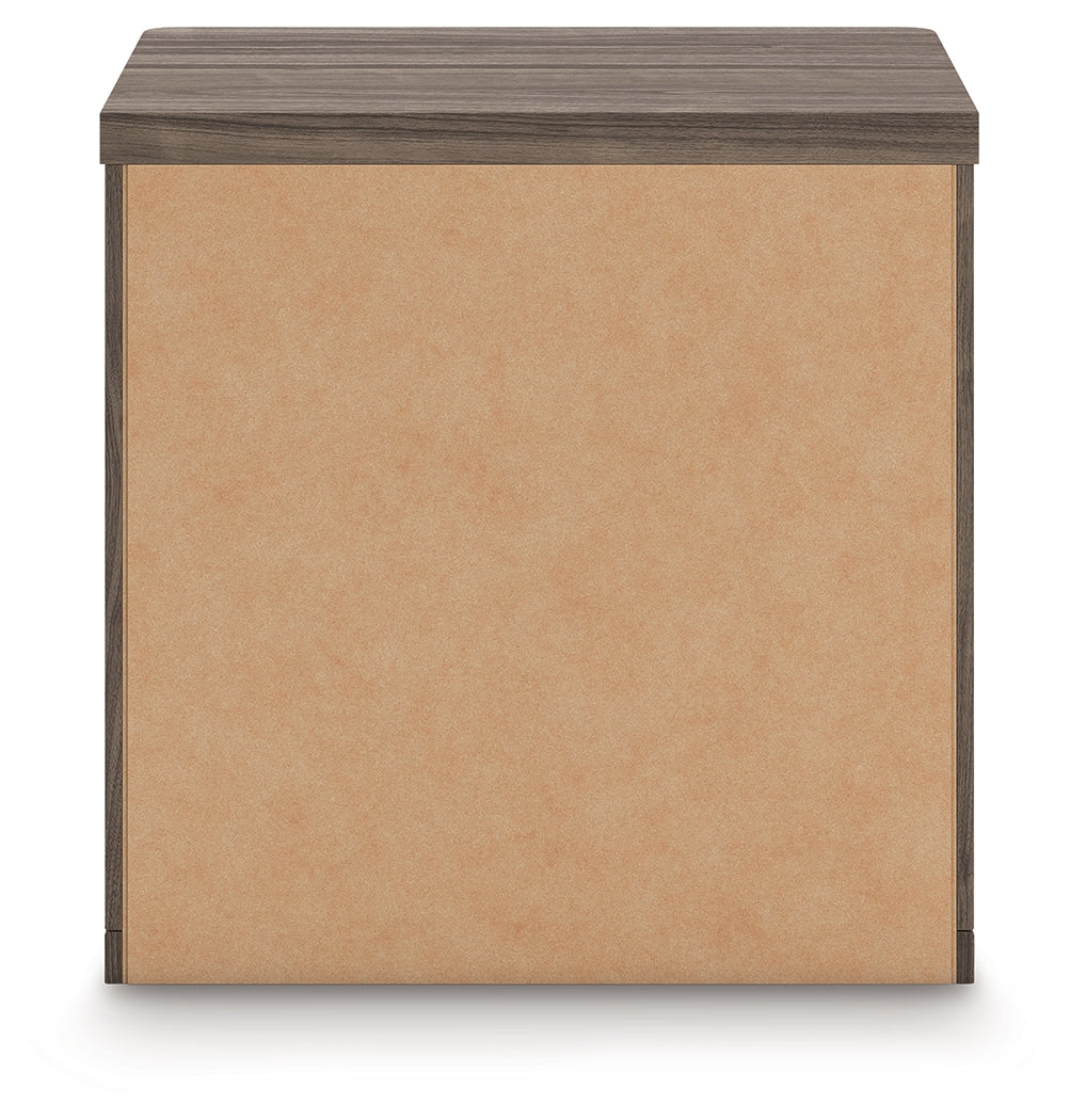 Kendanport Brown/White Nightstand