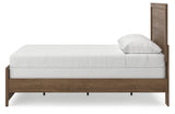 Broachmyn Auburn Queen Panel Bed
