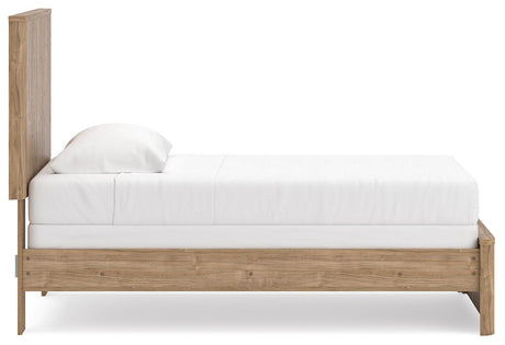 Gramburg Warm Natural Brown Twin Panel Bed view 9