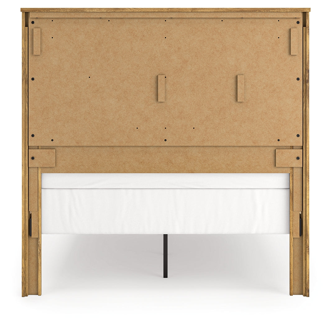 Maystonna Brown Queen Crossbuck Panel Bed