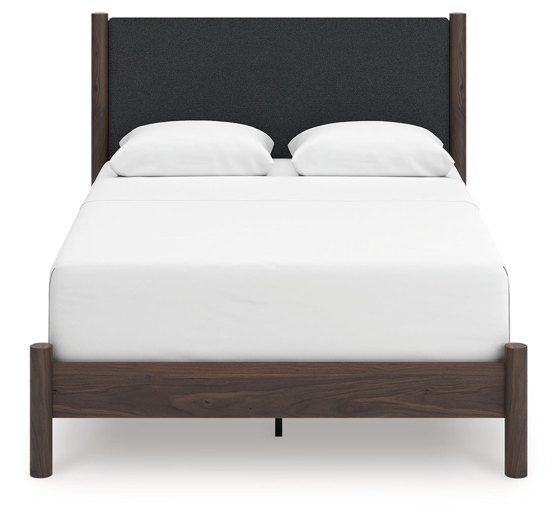 Pamytta Brown Queen Upholstered Panel Bed