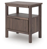Pamytta Brown Platform Bedroom Set angled view