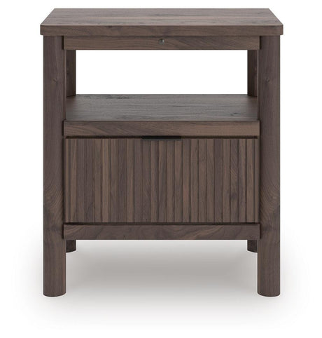 Pamytta Brown Upholstered Panel Bedroom Set view 18