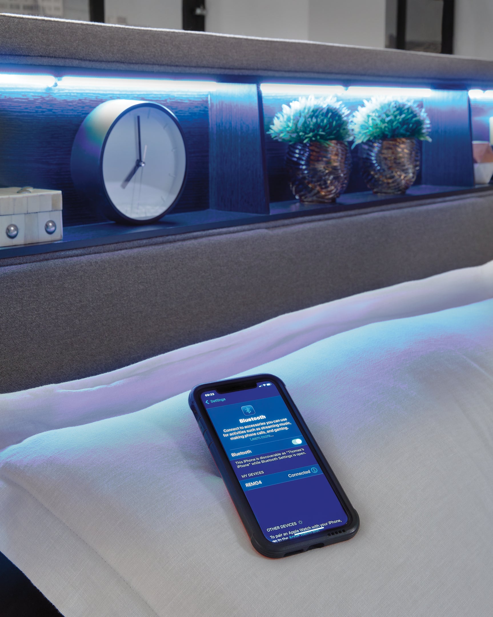 Verishaw Gray King Upholstered Bed with Wireless Audio