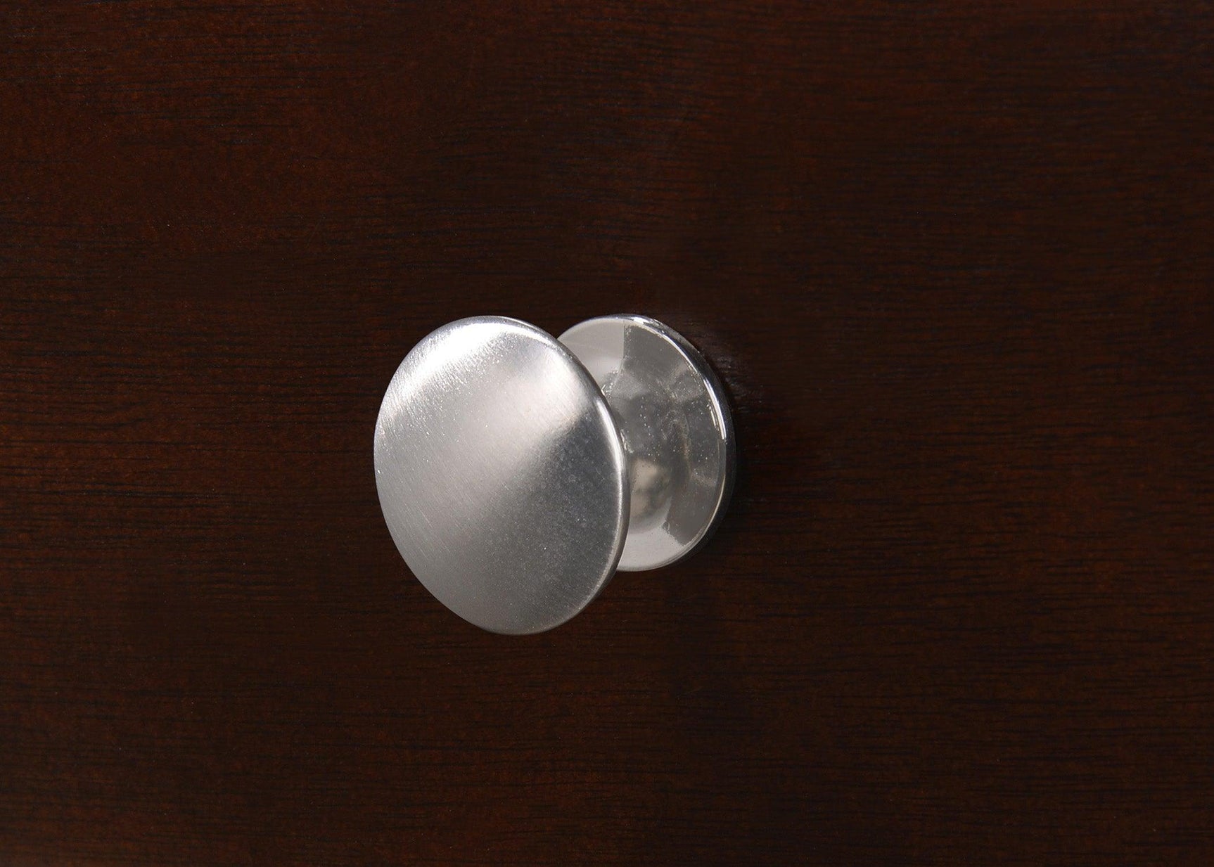 Emily Chest Dark Cherry, Modern Rubberwood And Okume Veneer, Nickel Knob 5 Drawers - Ella Furniture