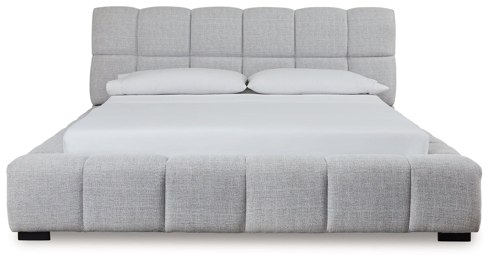 Grendusk Light Gray King Upholstered Bed
