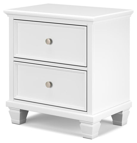 Fortman White Panel Storage Bedroom Set angled view