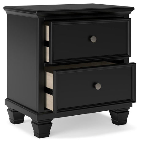 Lanolee Black Panel Bedroom Set angled view