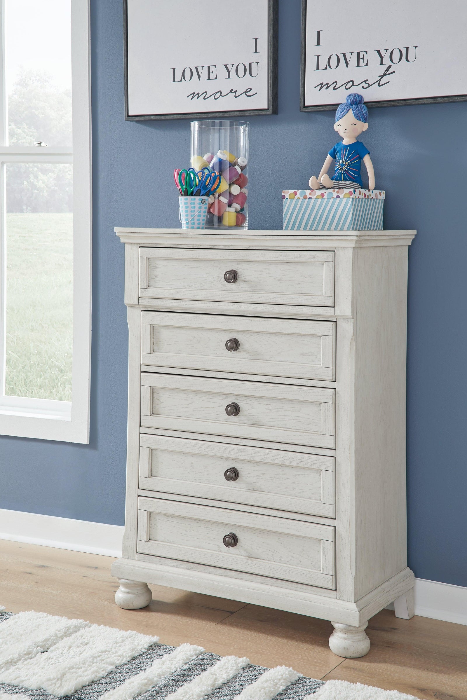 Robbinsdale Antique White Chest Of Drawers B742-45 - Ella Furniture