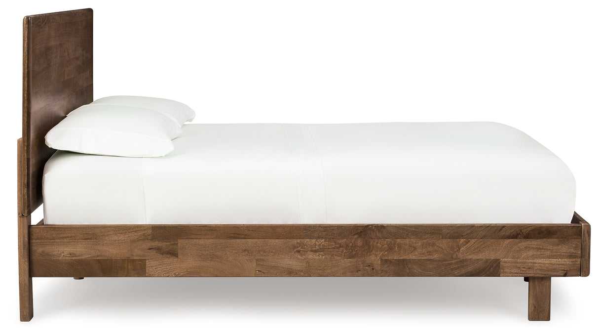 Isanti Light Brown Queen Panel Bed