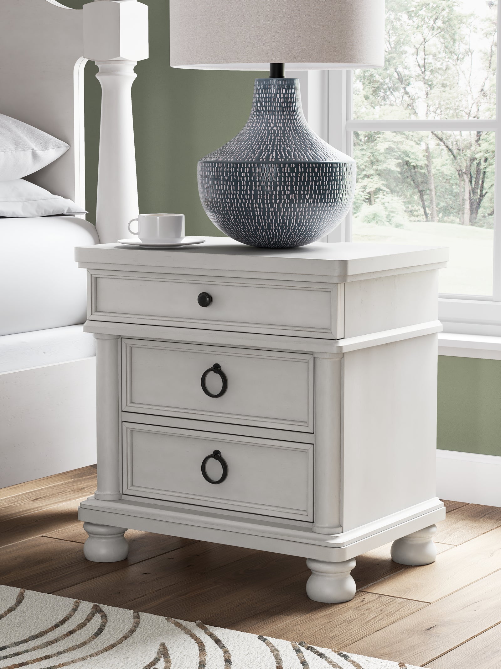 Rowlenstown Antique White Nightstand