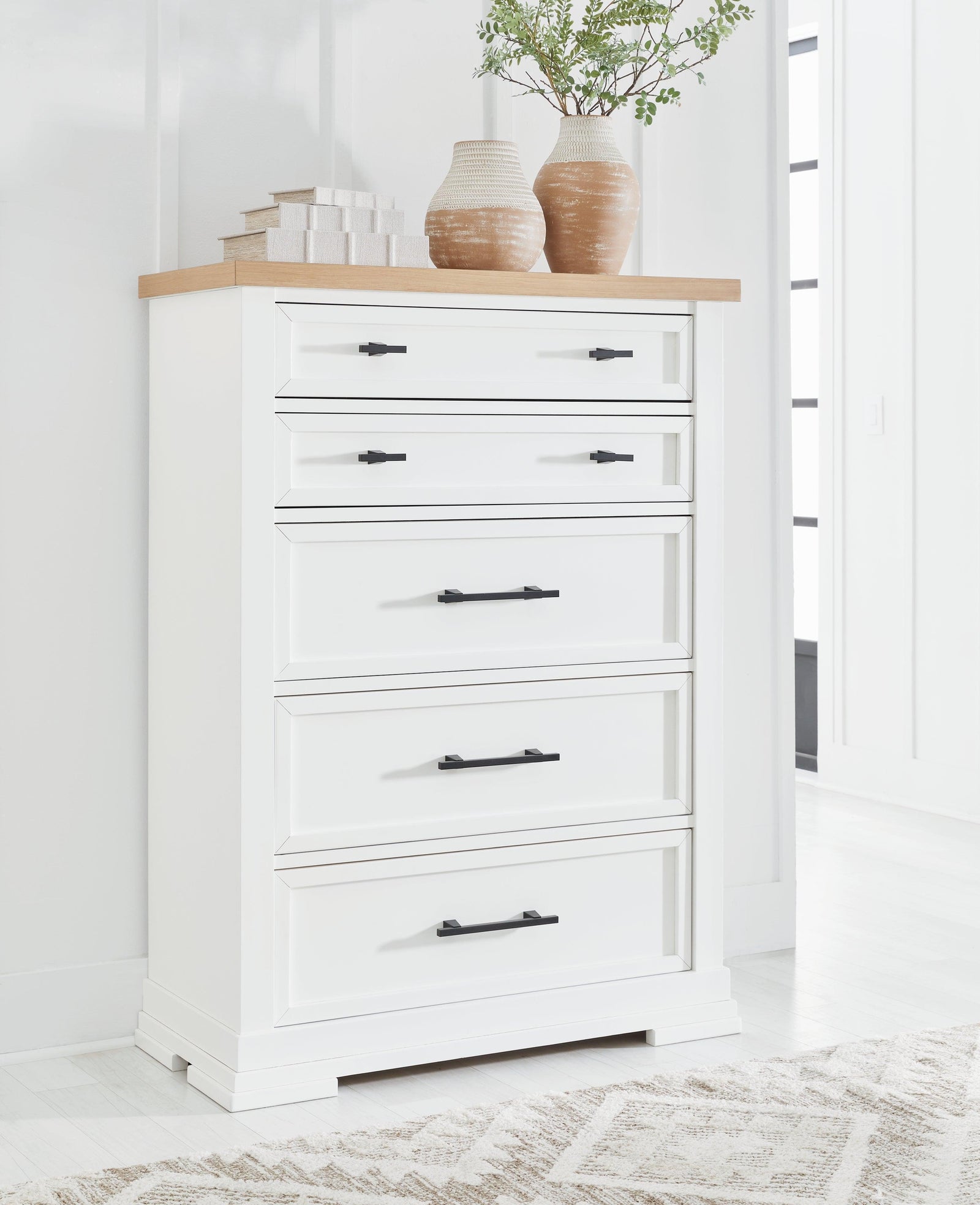 Ashbryn White Natural Chest Of Drawers
