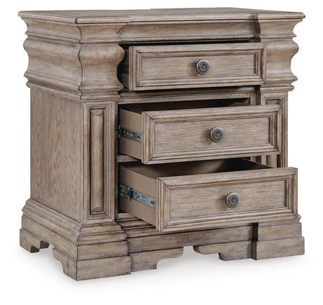 Blairhurst Light Grayish Brown Panel Bedroom Set angled view