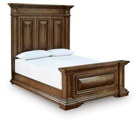Frantanna Brown Queen Panel Bed angled view