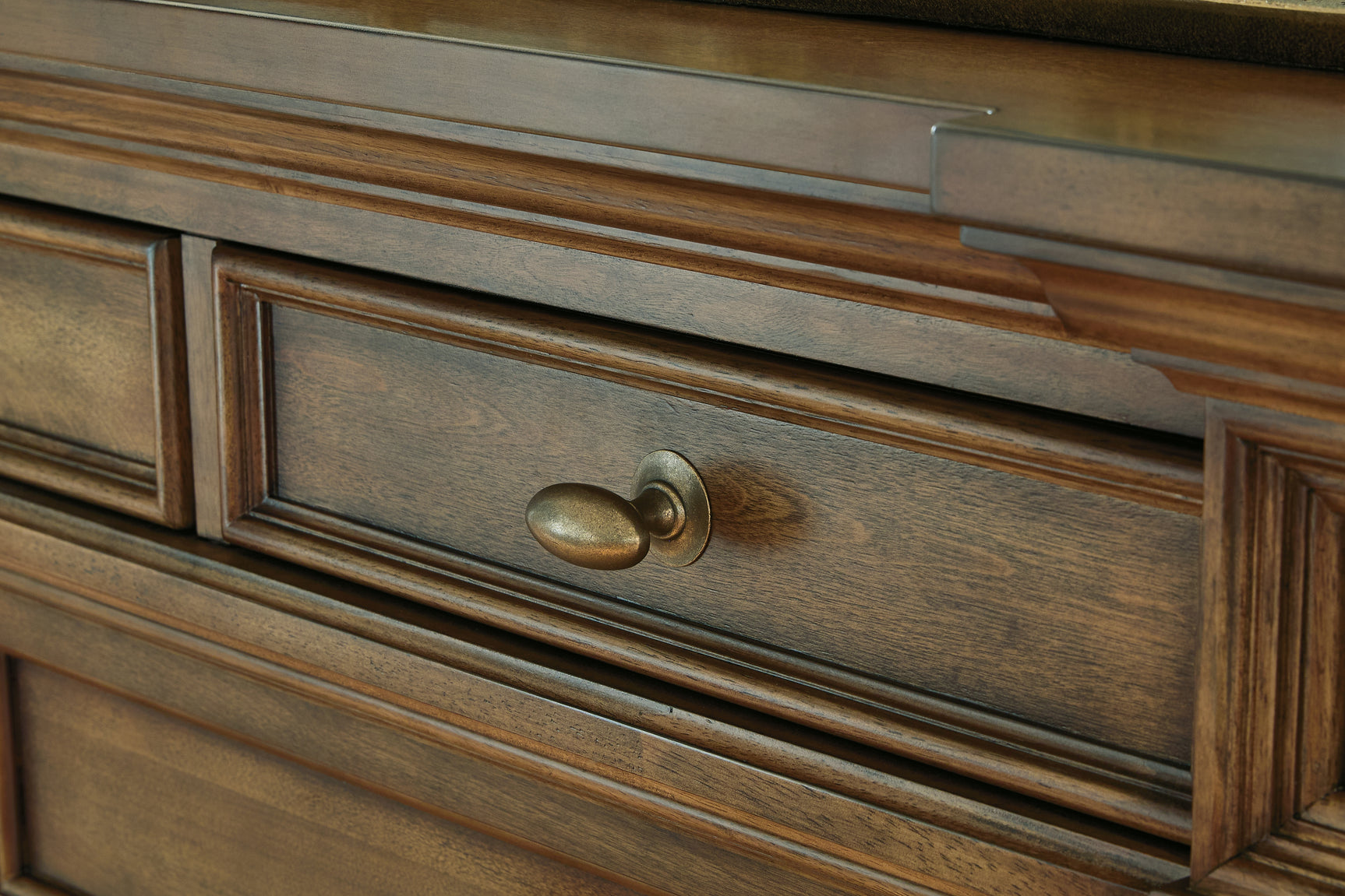 Frantanna Brown Dresser