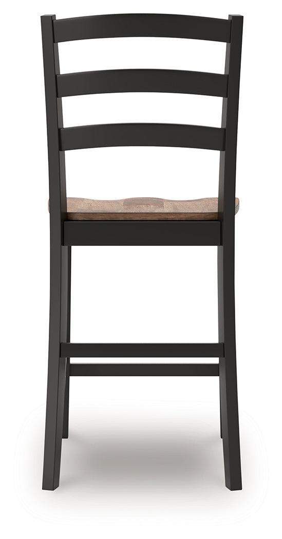 Wildenauer Brown/Black Counter Height Dining Table and 4 Barstools