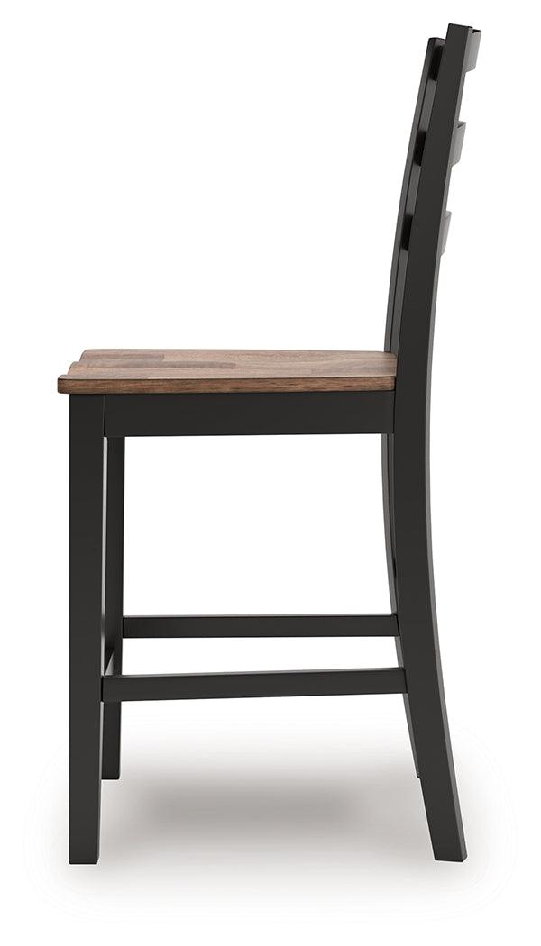 Wildenauer Brown/Black Counter Height Dining Table and 4 Barstools