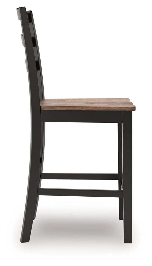 Wildenauer Brown/Black Counter Height Dining Table and 4 Barstools