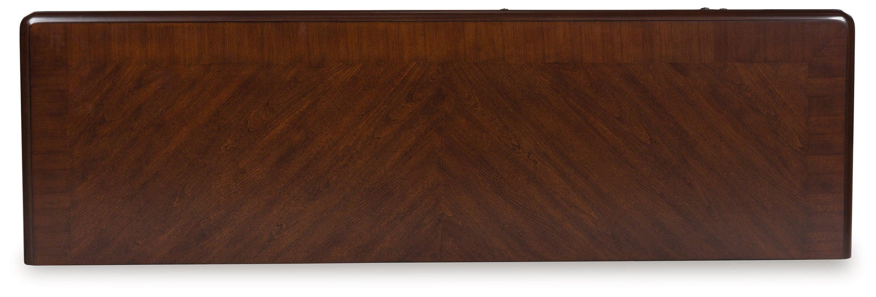 Lavinton Brown Dining Server