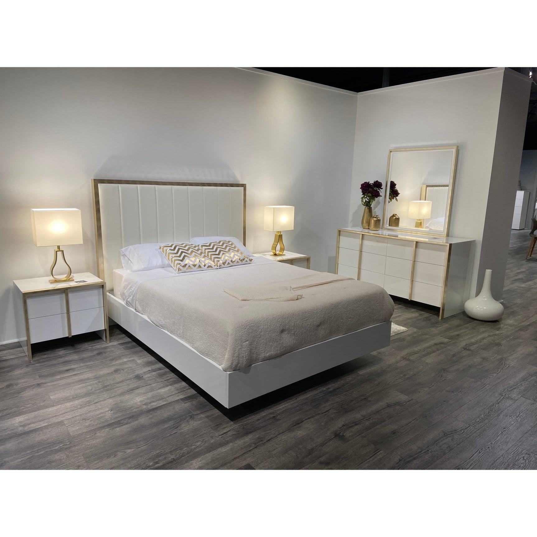 Fiocco Beige Upholstered Italian Bedroom Set