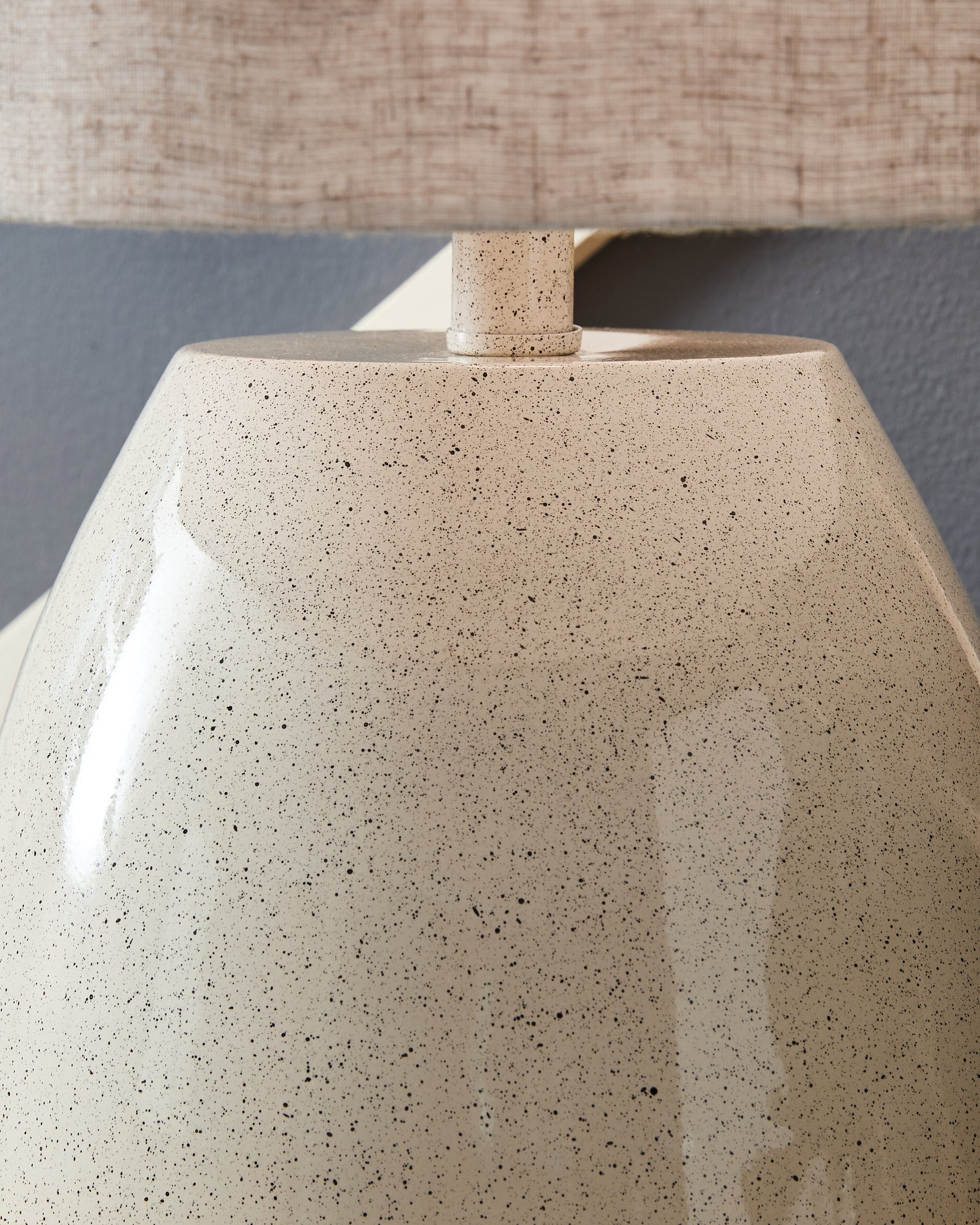 Linas Cream/Beige Table Lamp