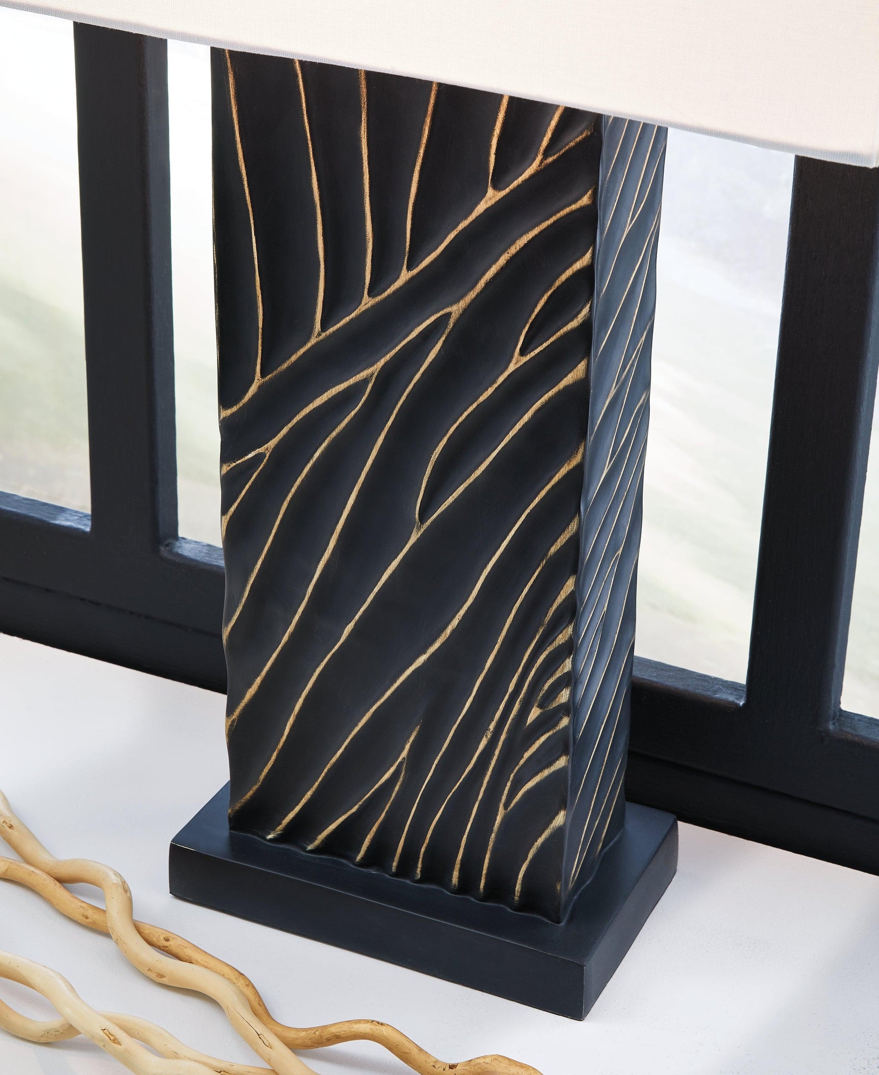 Bartlen Black/Gold Finish 2-Piece Table Lamp Set