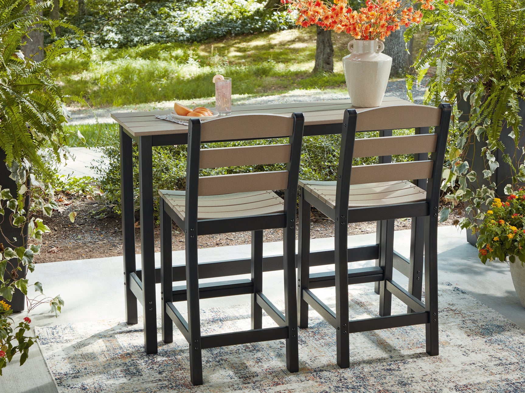Shoreline Beach Black/Beige Outdoor Counter Table and 2 Barstools