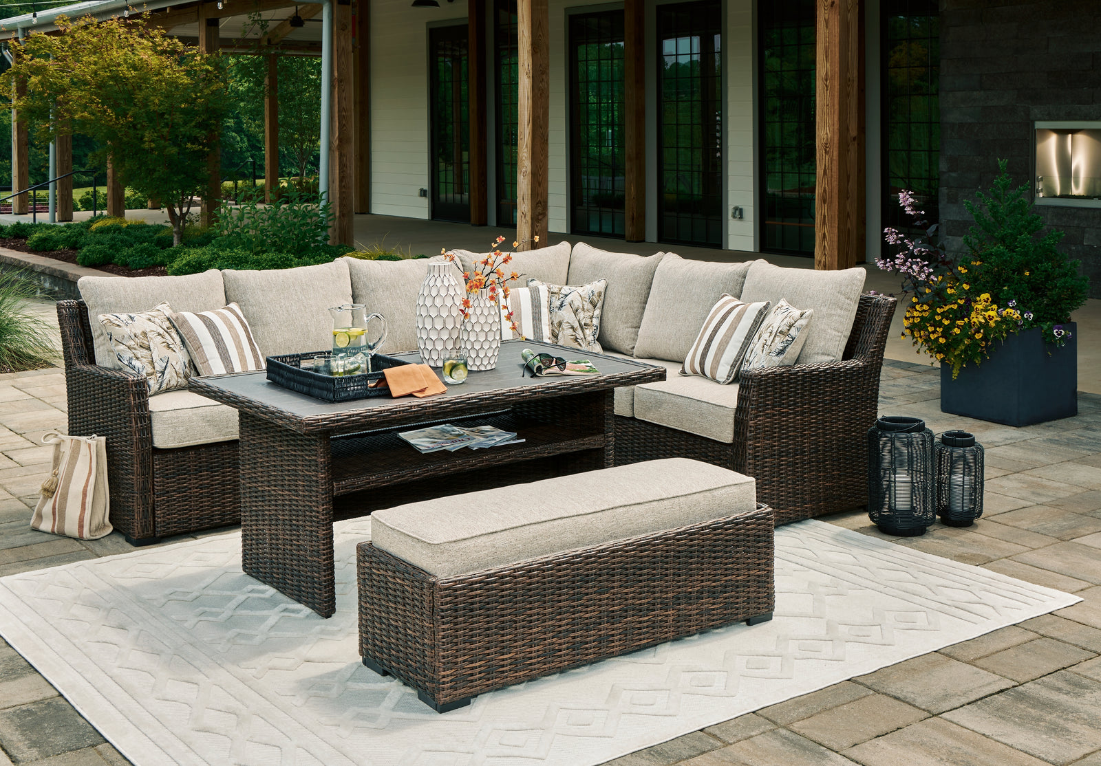 Brook Brown Ranch Outdoor Sectional Set with Coffee Table