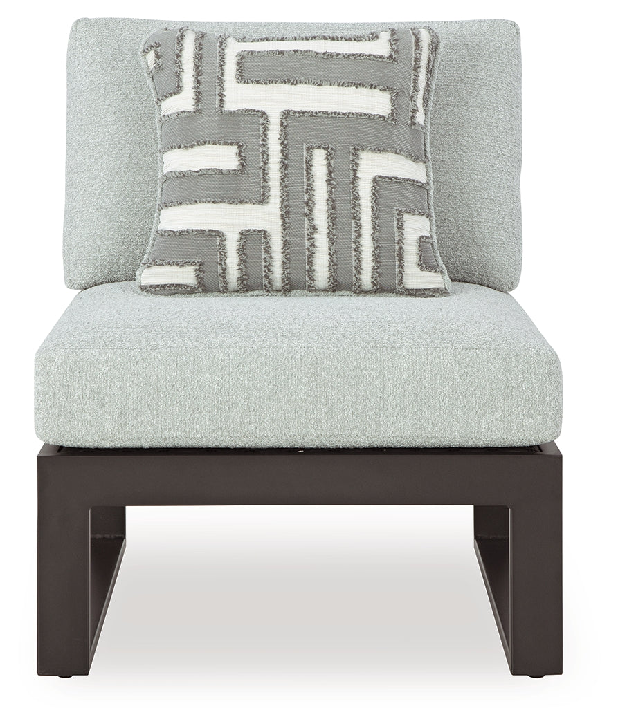 Beachloft Black/Gray 5-Piece Outdoor Sectional with Ottoman