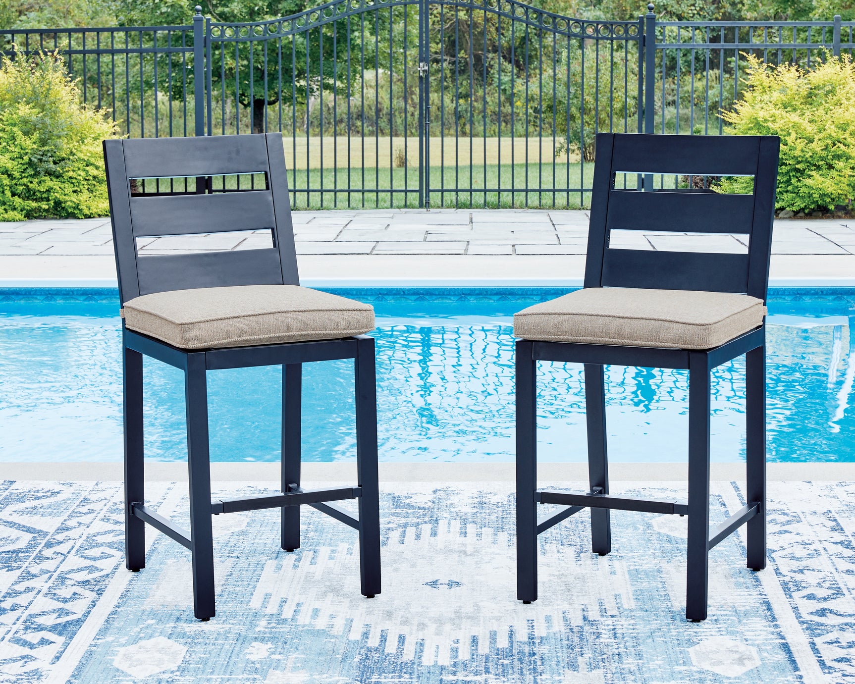 East Navy Blue/Driftwood Beach Outdoor Fire Pit Bar Table and 4 Barstools
