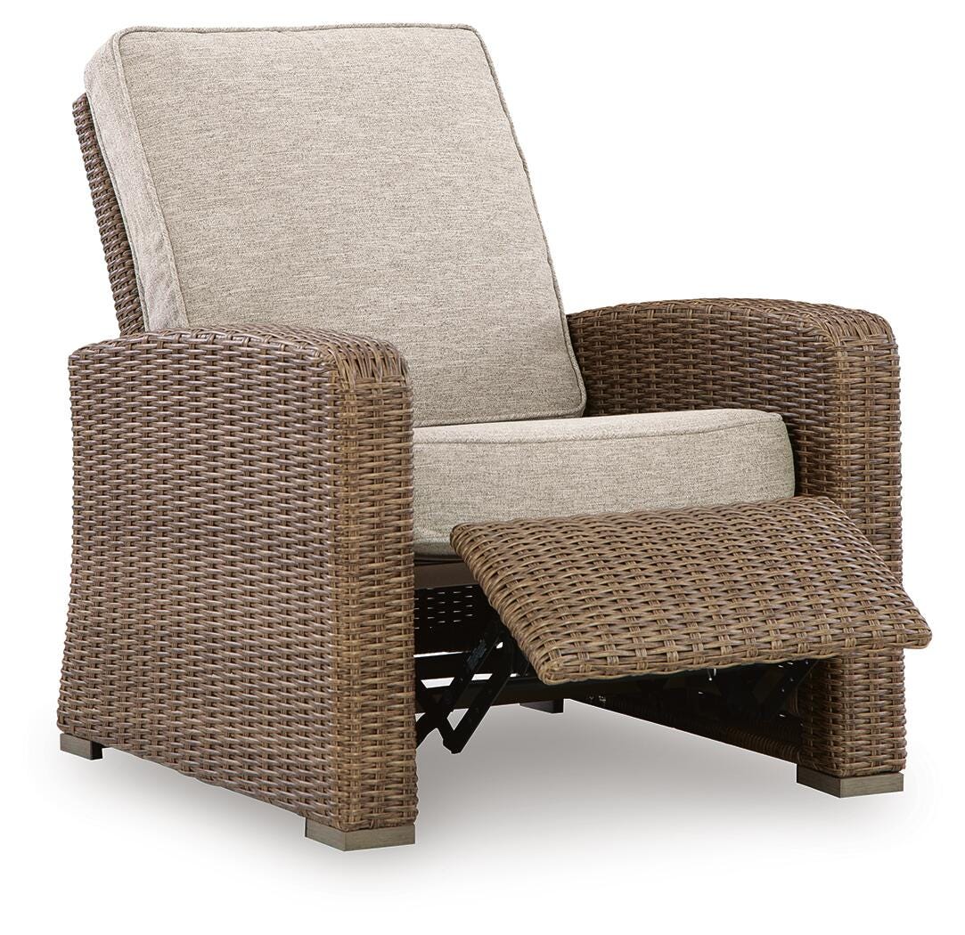 Laguna Heights Beige Outdoor Recliner