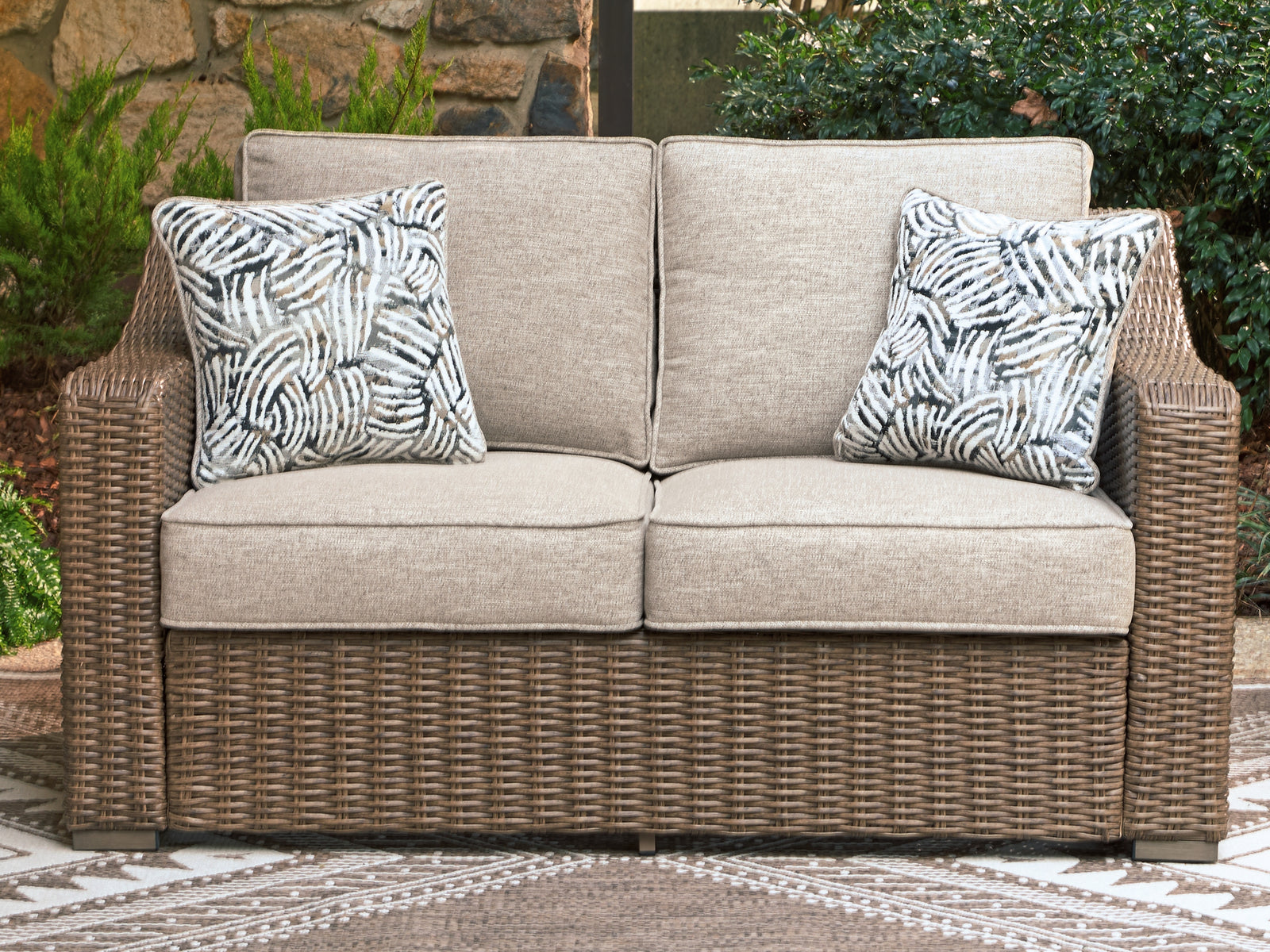 Laguna Beige Heights Outdoor Sofa and Loveseat