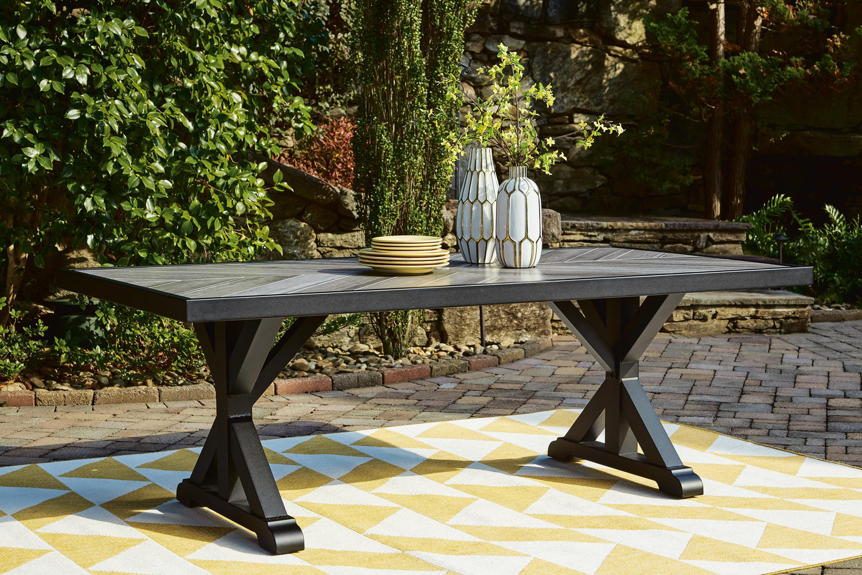 Beachcroft Black/Light Gray Outdoor Dining Table and 6 Chairs