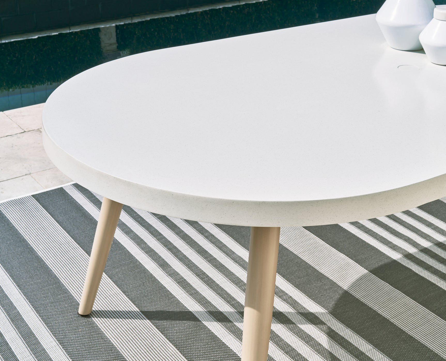 Seton White Creek Outdoor Dining Table and 4 Chairs