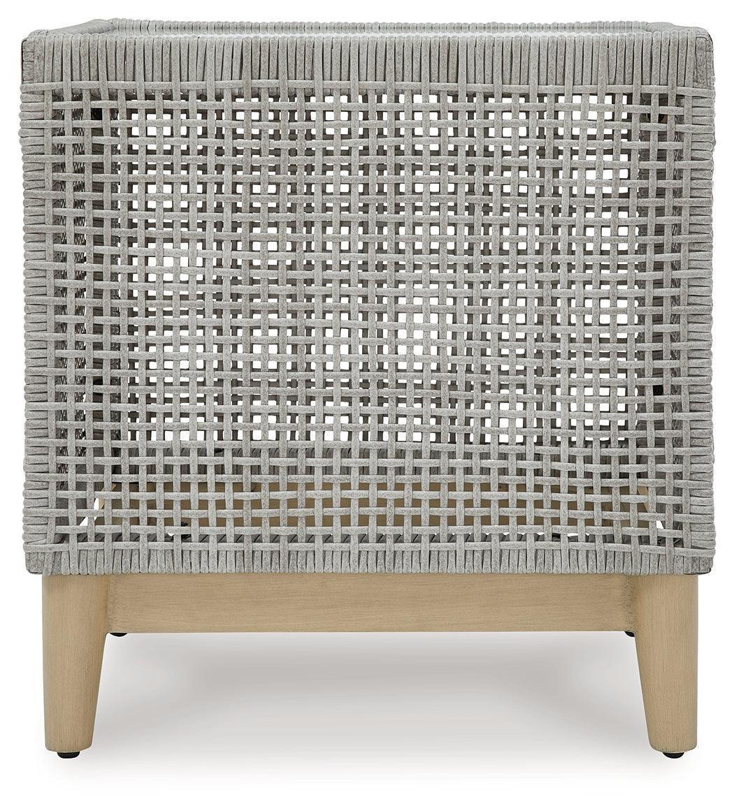 Seton Creek Gray Resin Wicker Outdoor End Table with Glass Top