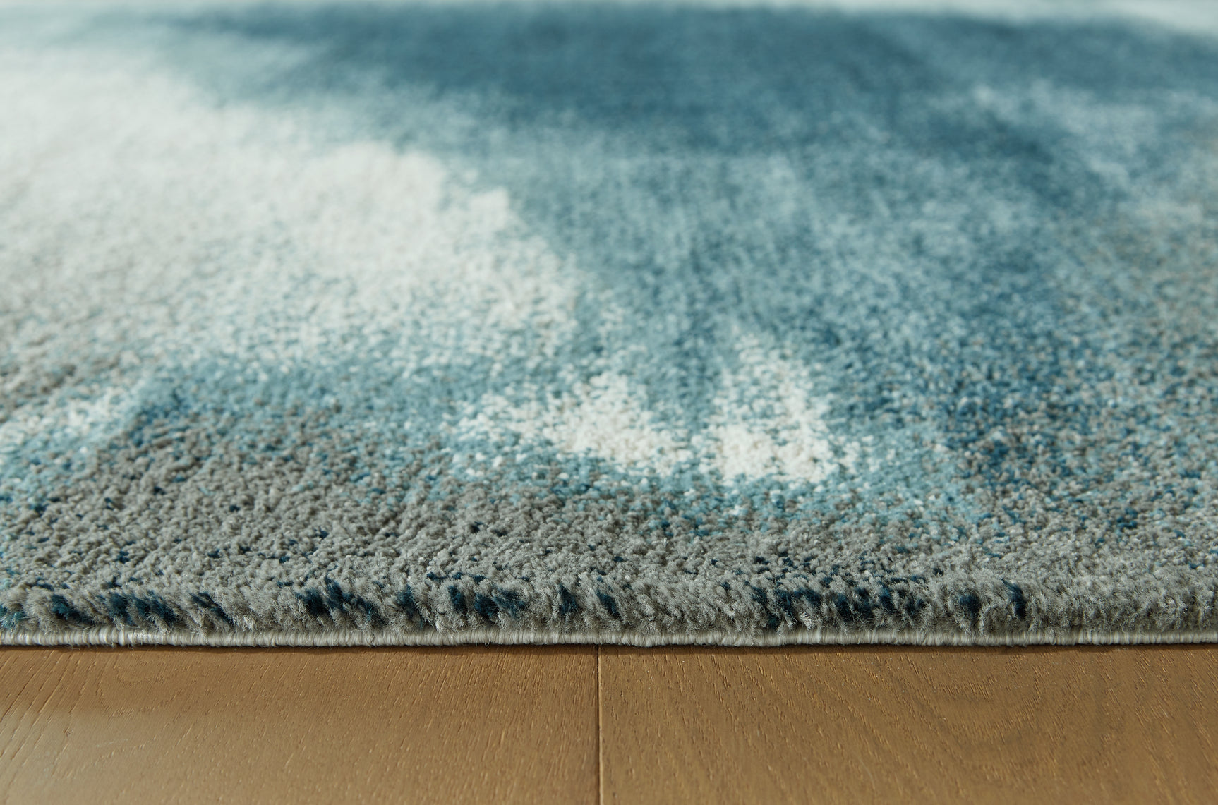 Brentward Blue/Gray/Ivory 8' x 10' Rug