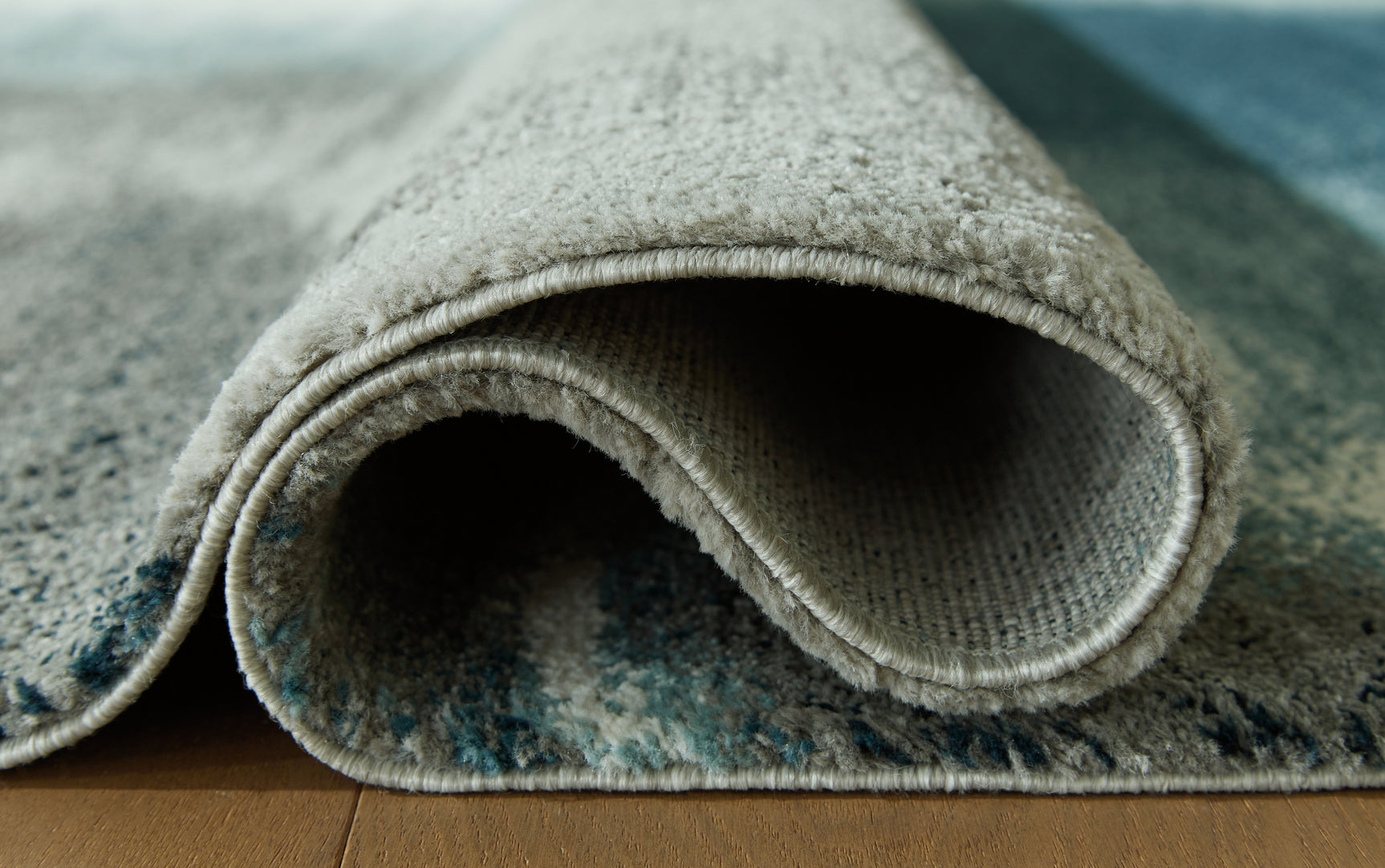 Brentward Blue/Gray/Ivory 8' x 10' Rug