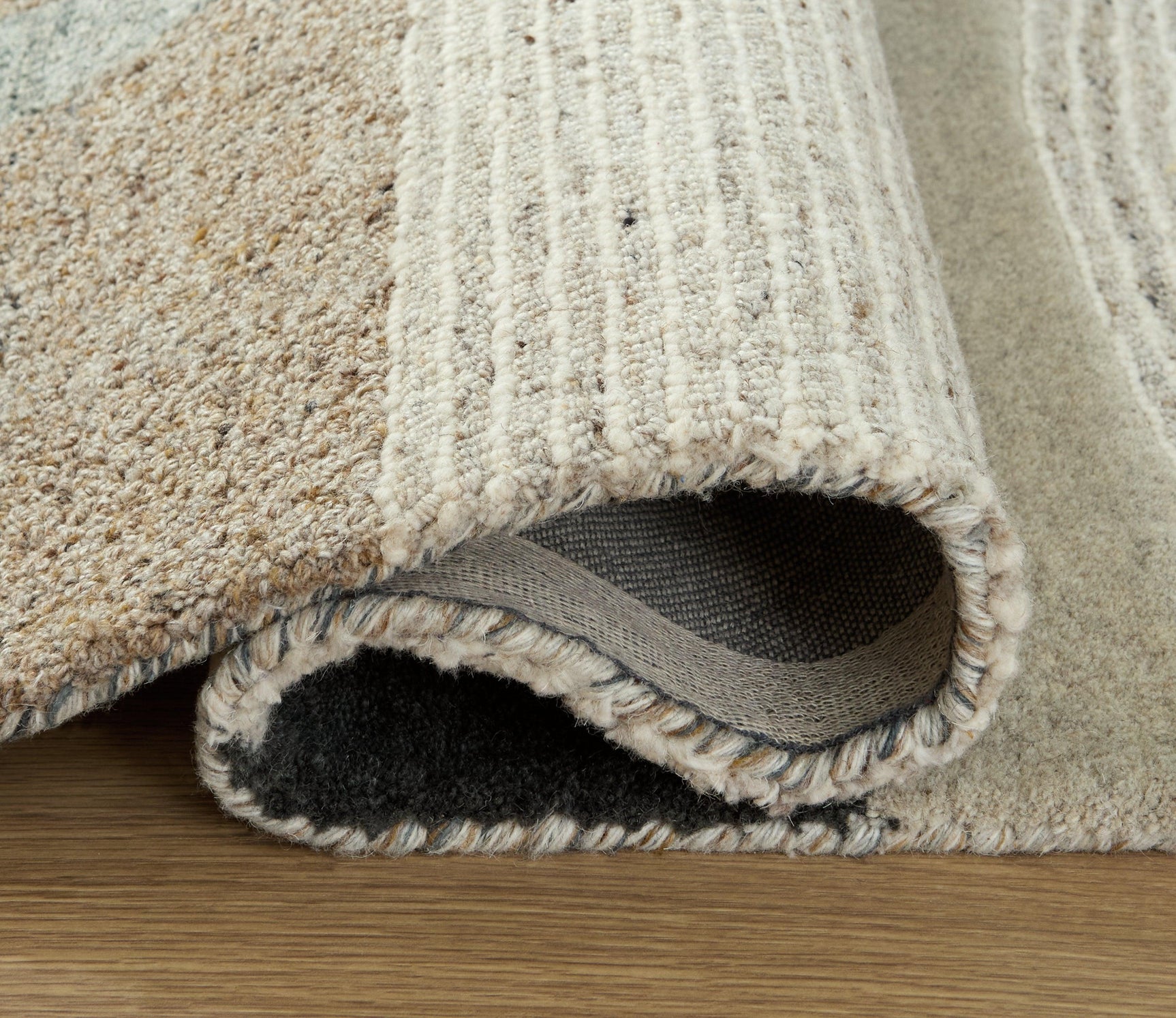 Edrickhill Grayish Teal/Taupe/Cream 5' x 7' Rug
