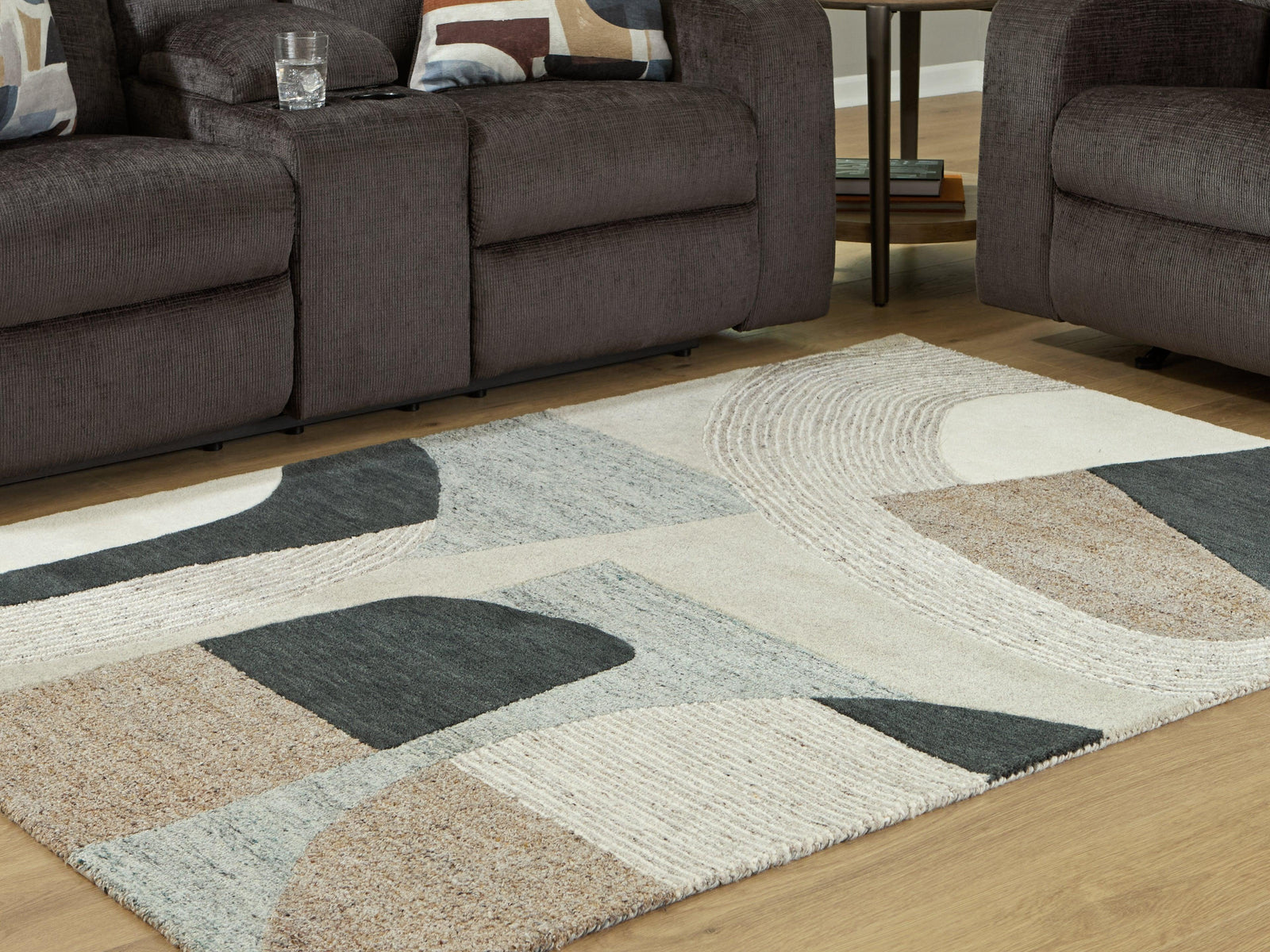 Edrickhill Grayish Teal/Taupe/Cream 5' x 7' Rug