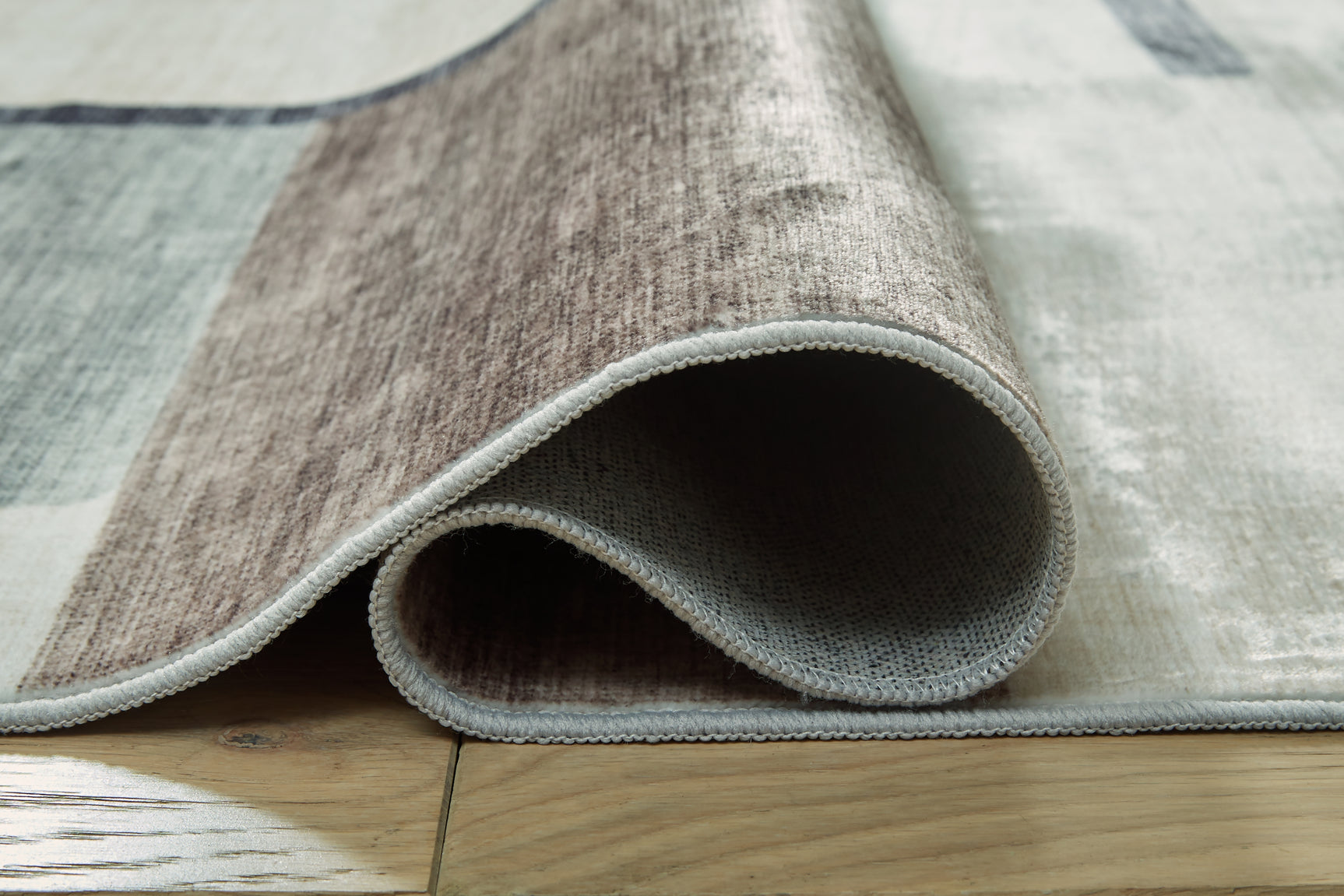 Larkport Cream/Brown/Gray Washable 5' x 7' Area Rug