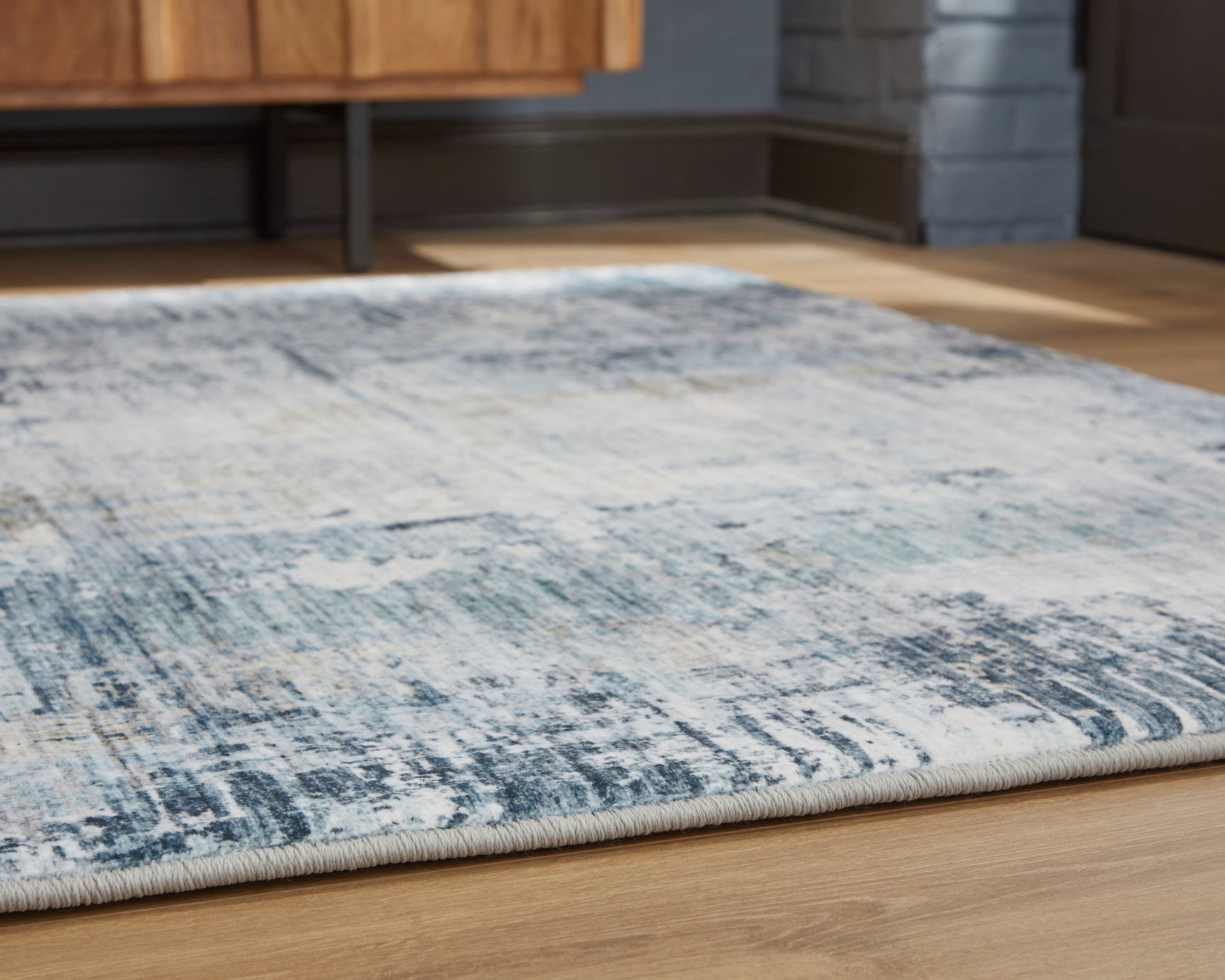 Arlenmont Blue/White/Brown 5' x 7' Memory Foam Area Rug