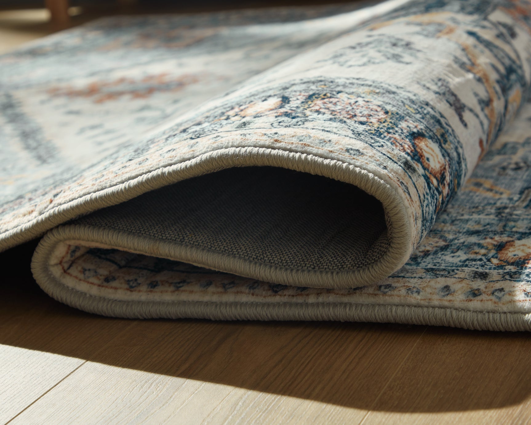 Wallney Multi 5' x 7' Memory Foam Area Rug