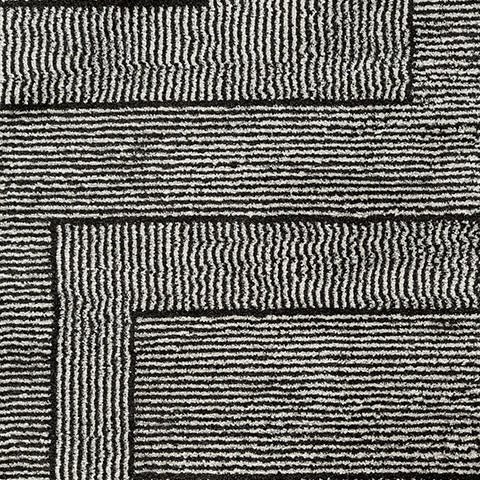 Kurtmen Black/Ivory 5' x 7' Area Rug